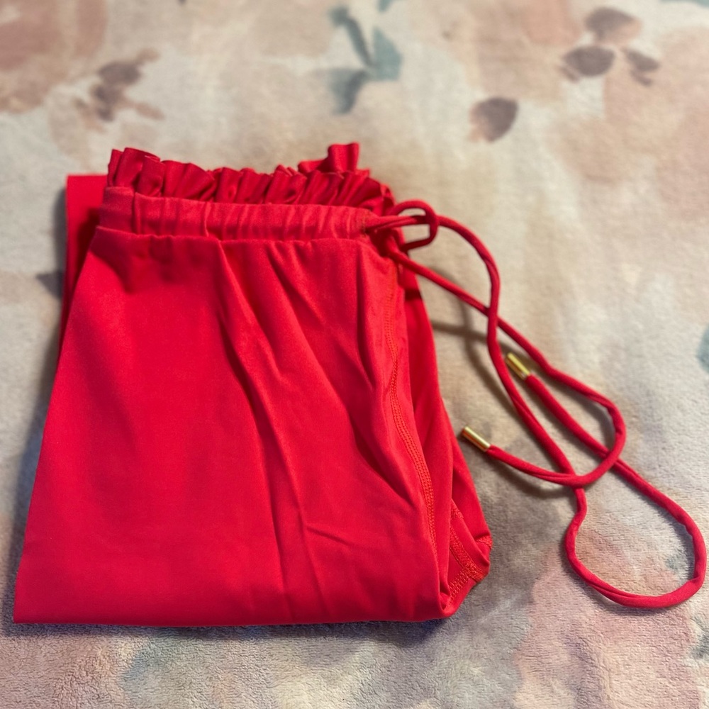 Celestine High Rise Scarlet Ruffle Leggings - Picture 13 of 15